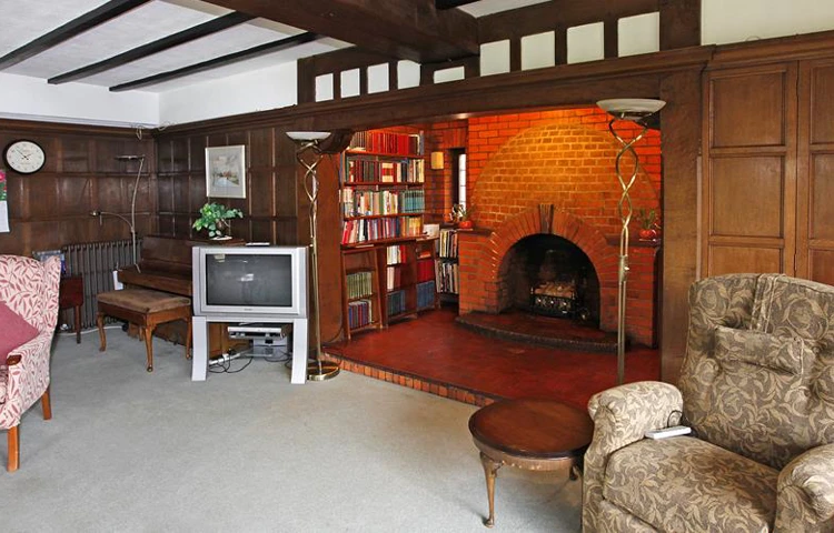 Communal lounge where residents can socialise together at Abbeyfield, Austenmead