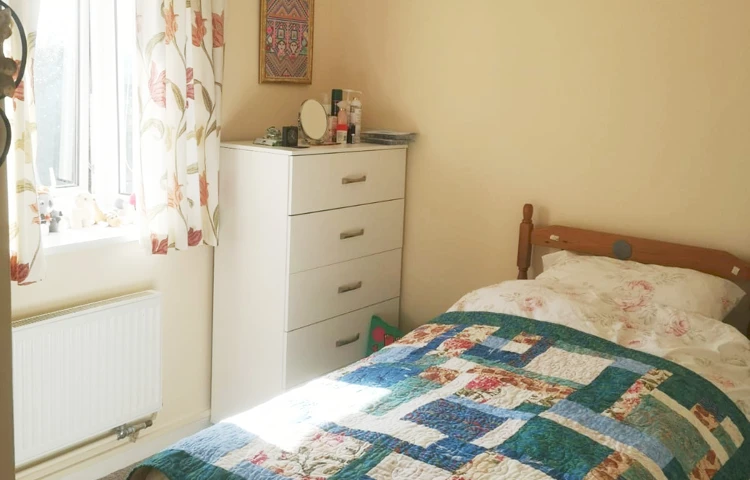 bedroom-edited.jpg