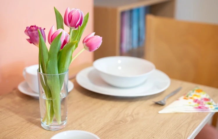 tulips-on-the-dining-table.jpg