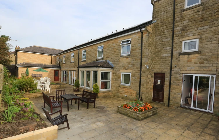 abbeyfield-house-care-home-in-clitheroe-5.jpg