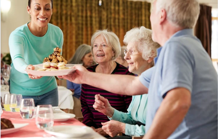residents-sat-togther-around-a-table.jpg