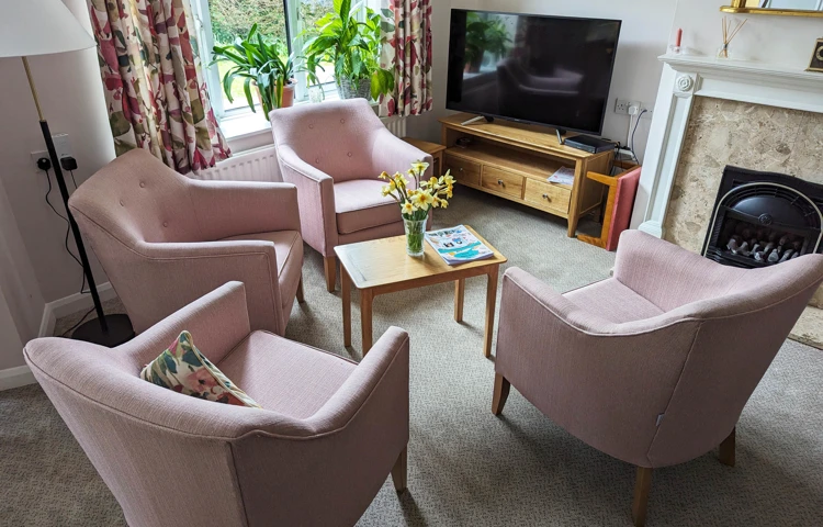 Arlesford Lounge 2