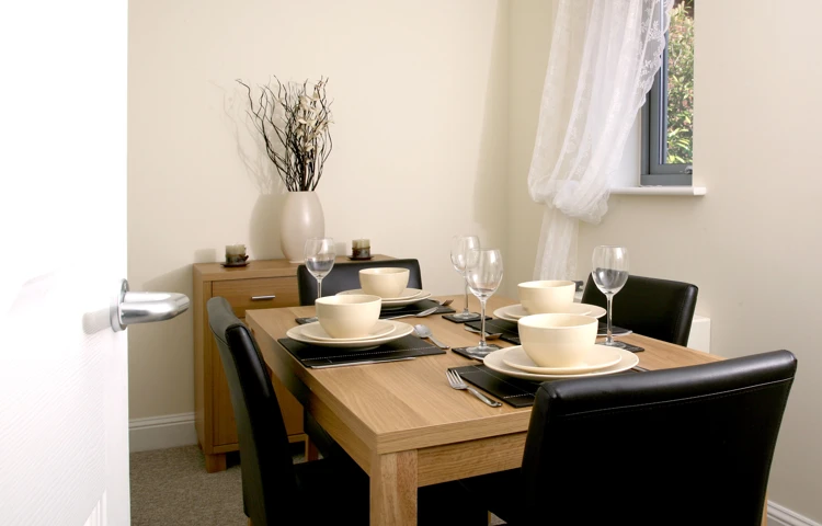 locks_heath_dining-room.jpg