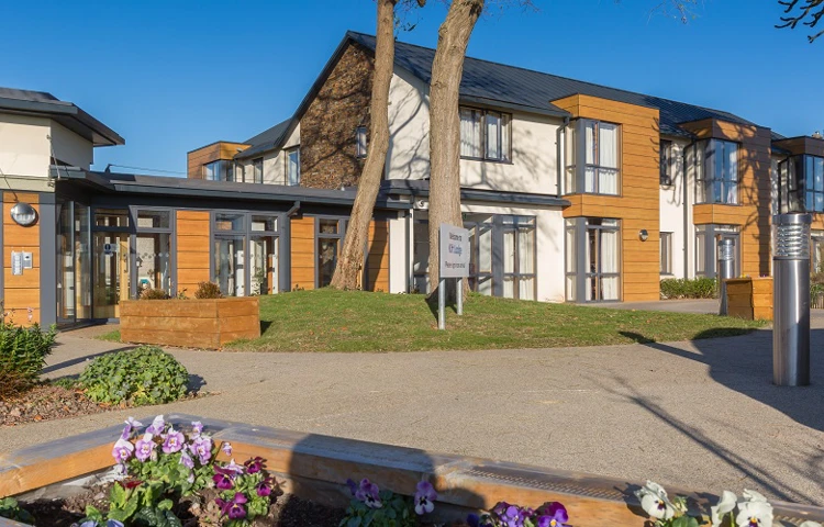 abbeyfield-hanham-bs15-3lq-_-front.jpg