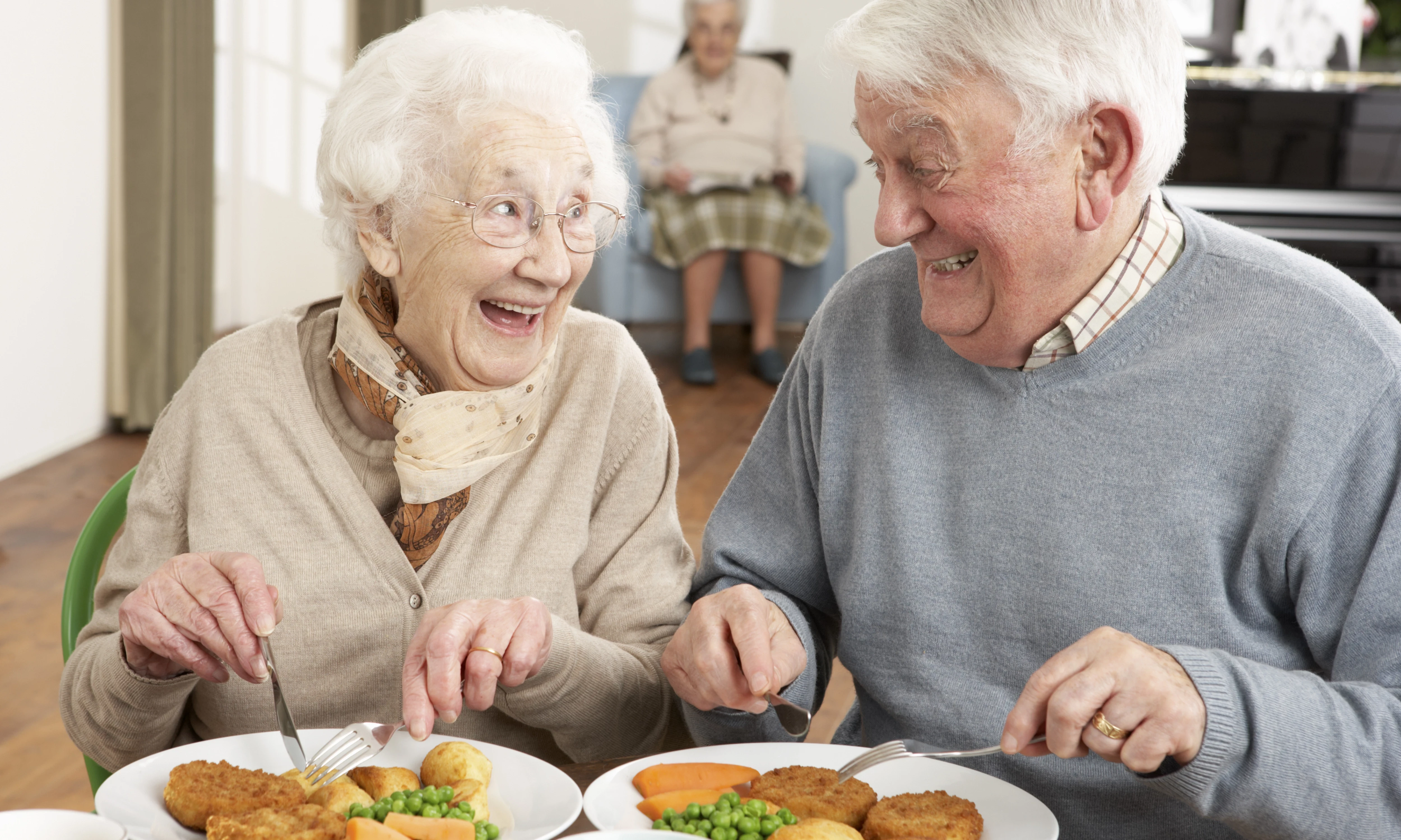 Older couple eating
