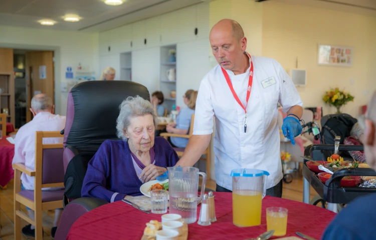 delicious-homemade-meals-served-in-the-communal-dining-room.jpg