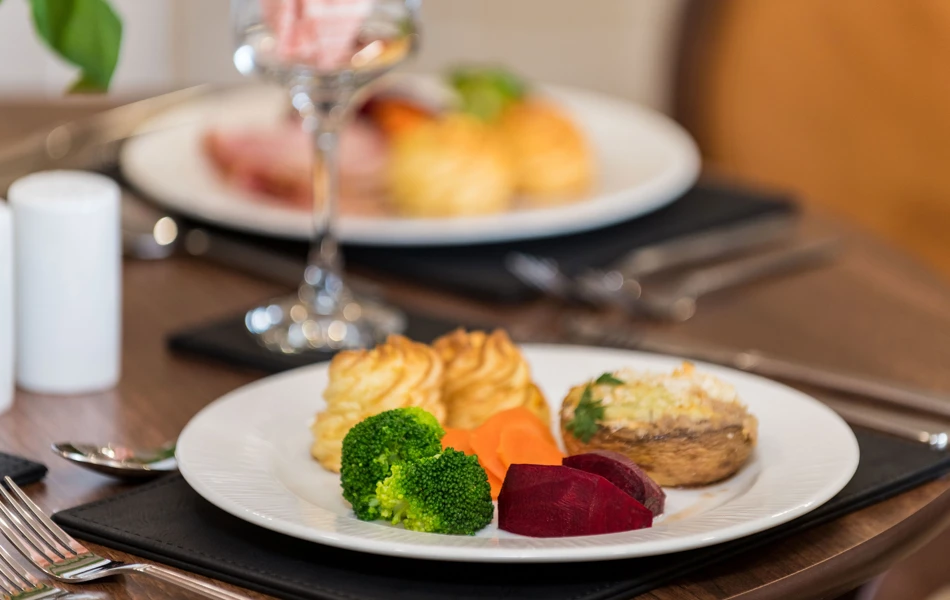 dinner-speedwell-court.jpg