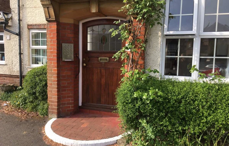Front entrance of Lade House, East Sussex
