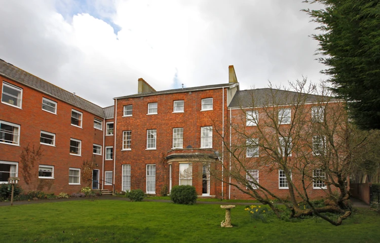 The Old Vicarage provides 29 self contained flats each with their own kitchen and bathroom