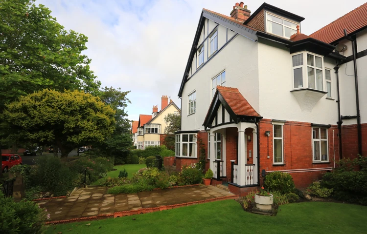 abbeyfield-house-fy8-5qu-lytham-st-annes-8.jpg