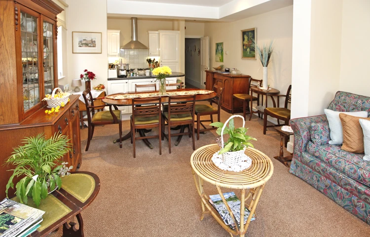 Lounge and dining room of Abbeyfield House, Fulham SW6 3SS