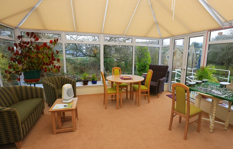 Bright Spacious Conservatory At Abbeyfield House, DT8 3EQ