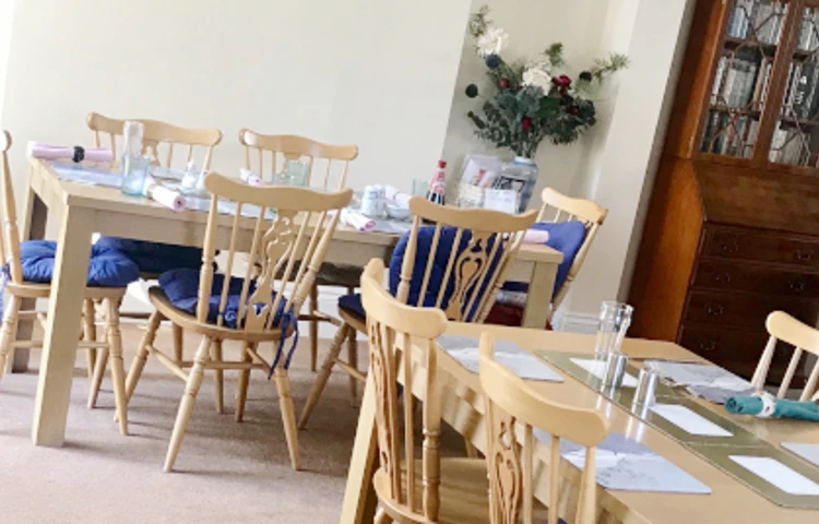 dining-room_515x268.jpg